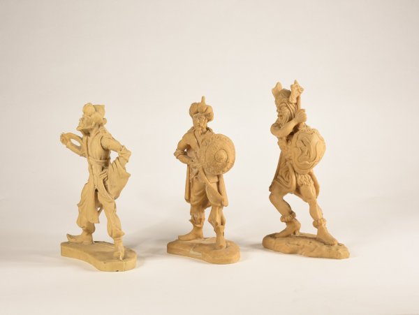Gruppo di 3 statue  in resina anni ' 70