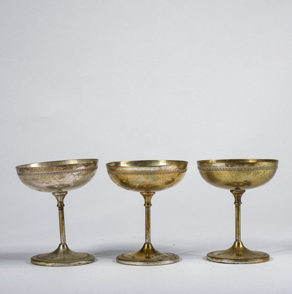 Set 3 calici in ottone argentato usurati vintage  1960