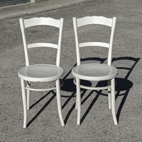 coppia sedie bianche anni 30 sedute stampate