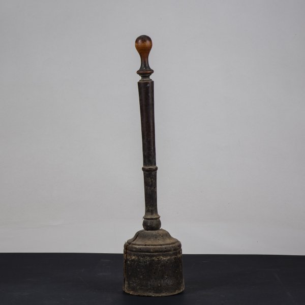 Oggetto attrezzo utensile in legno tornito epoca 800