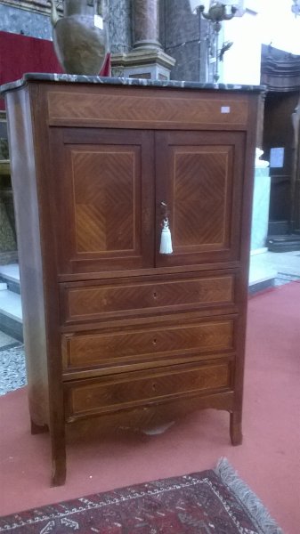 Secretaire intarsiato e filettato con interno un teatrino Francia fine 1800