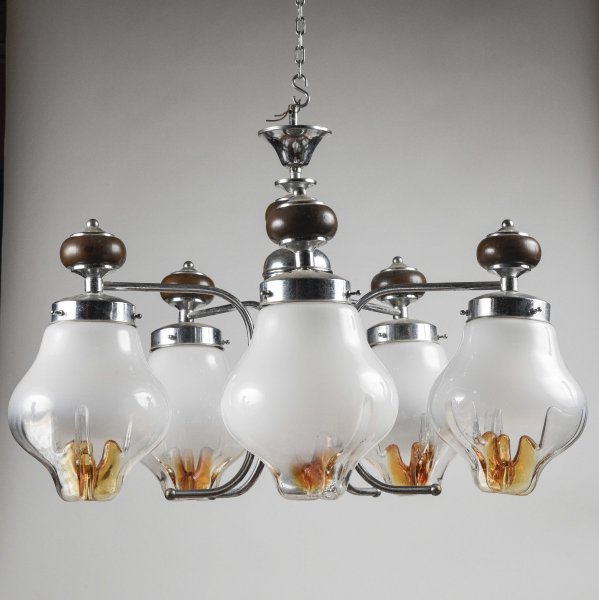 Lampadario vintage a sospensione  post  moderno