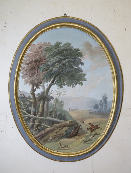 Ovale con cornice dei primi 700 e dipinto a tempera realizzato fine 800 scena campestre di caccia 