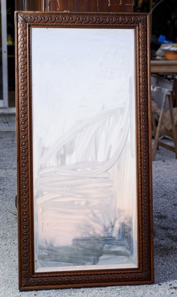 Specchio specchiera da parete con cornice intagliata e vetro molato anta di armadio epoca primo 900