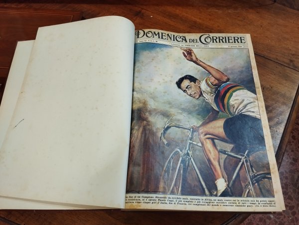 La Domenica del corriere annata completa due volumi 1960