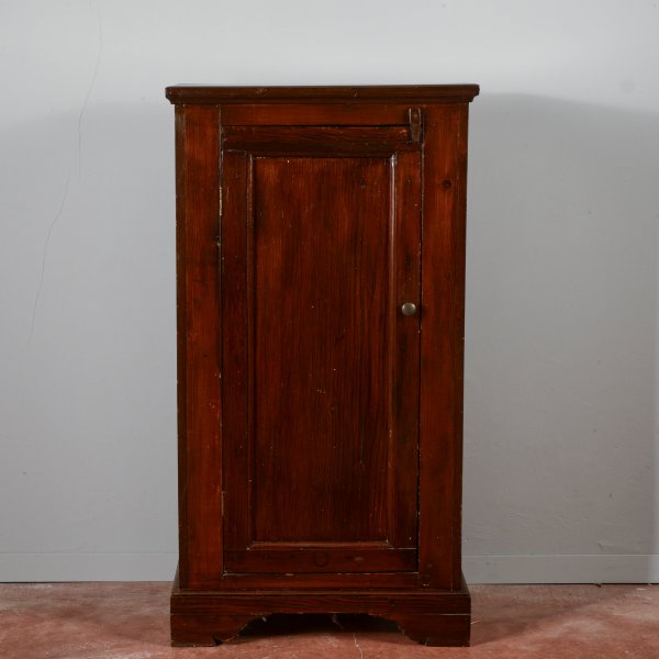 Piccolo stipo credenza in abete massello Italia epoca XIX secolo