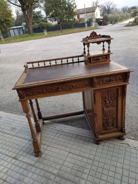 Scrivania scrittoio in noce epoca Liberty